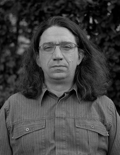 File:Curtis Yarvin portrait.jpg